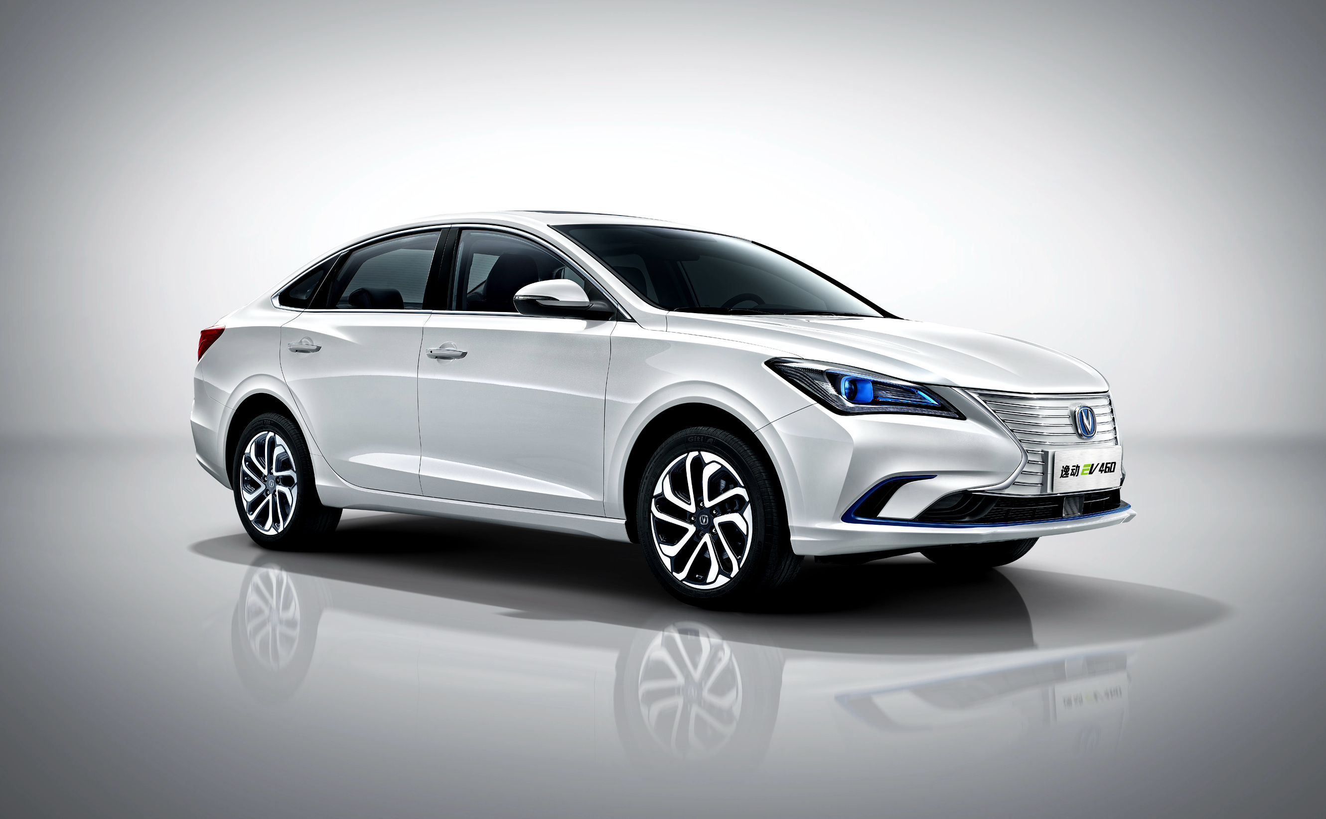 El Eado EV460 de Changan es elegido “Auto eléctrico del Año”. - INSIDEAUTOS